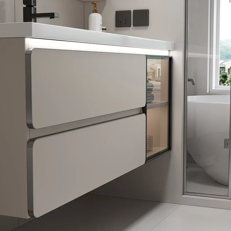 Items Garage Bathroom Cabinet  – Luxury Skincare Rituals Bewertung und Preis