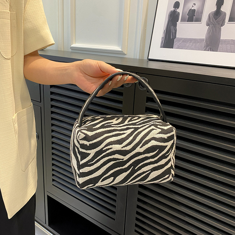 Leopard Makeup Bag Luxury  Lar – Luxury Skincare China Bewertung und Preis